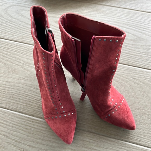 Universal Thread Shoes - Universal threads red suede zipper boots